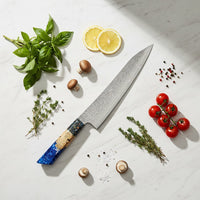 Couteau de chef Shinrai Knives - Couteau de chef Damas en résine époxy saphir 23 cm - Édition spéciale