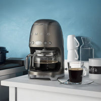Smeg - Filterkoffiemachine | Rood | Jaren 50 | Filterkoffiemachine Filterkoffiemachine Smeg